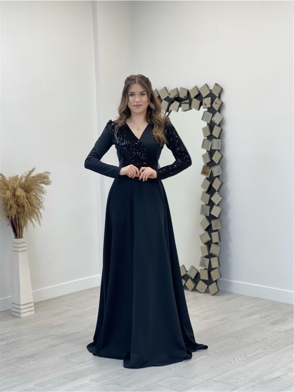 Thapnath Women Elegant Evening Bodycon Gown,Long Sleeve Sequin Bodice,Floor Length Black Formal Dress (In,Alpha,M,Regular,Black) - Image 5