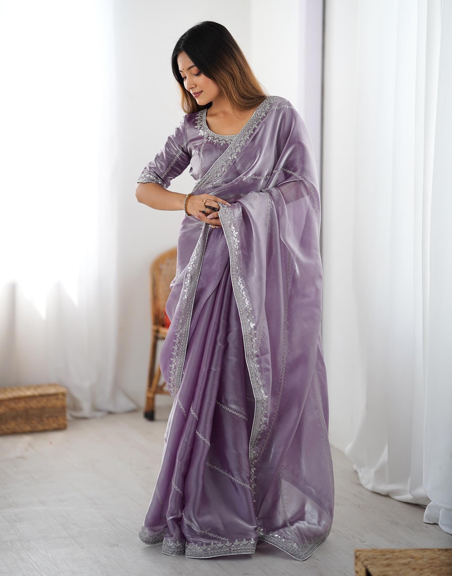 SIRIL Women's Tissue Silk Sequence Embroidery Saree with Unstitched blouse Piece (4472S111_Dusty Light Purple) - Image 4