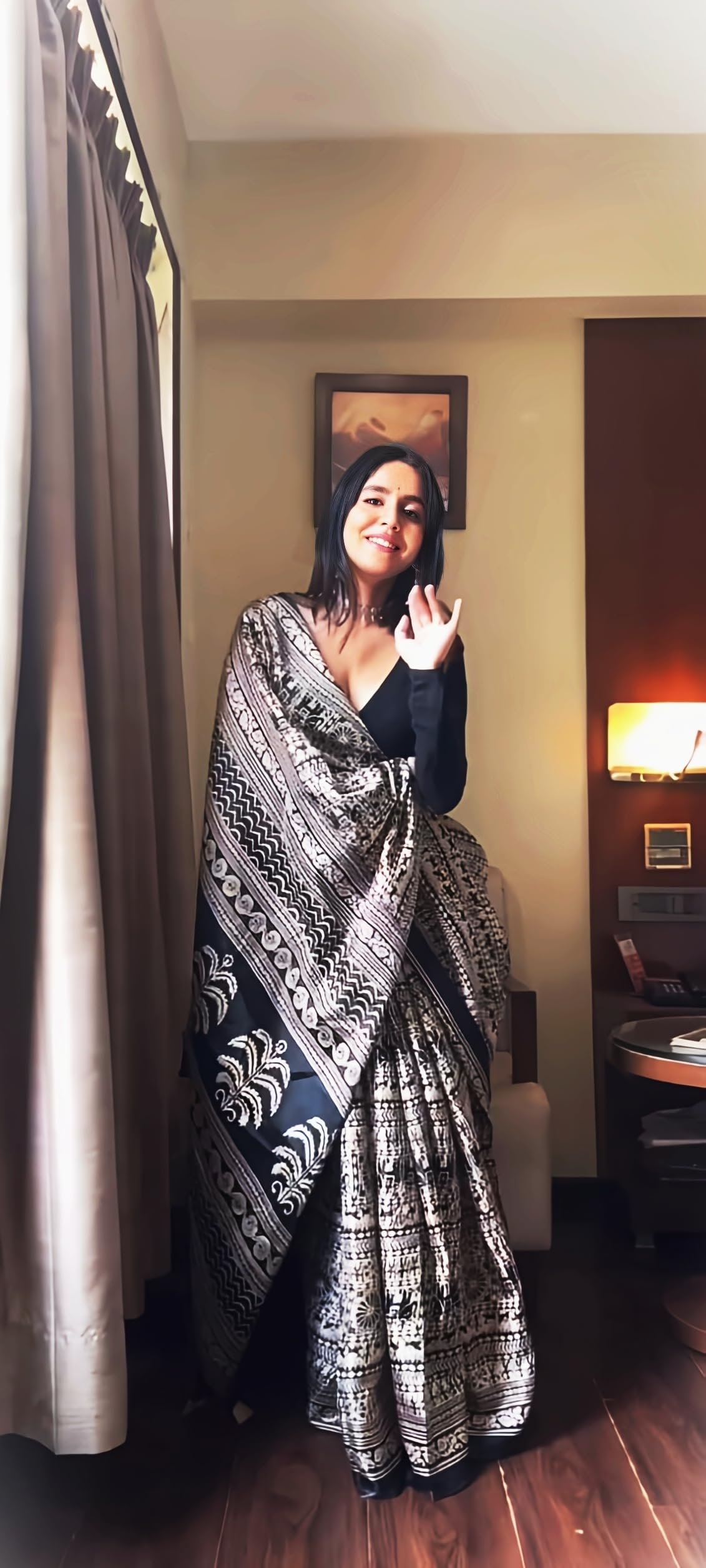 EthnicJunction Women's Art Silk Printed Kalamkari Saree With Blouse Piece (Black And Beige) - Image 2