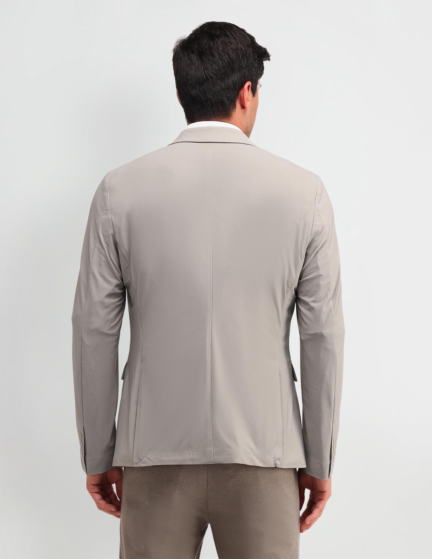 Arrow Men's Beige Textured Notch Collar Long Sleeve Formal Nylon Slim Fit Blazer (ARAIBZ5050_Beige_42) - Image 5